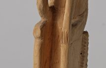 Chrystus Frasobliwy, drewno niepolichromowane, wys. 22 cm, MET/67182