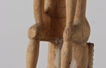 Chrystus Frasobliwy, drewno niepolichromowane, wys. 27 cm, MET/67184