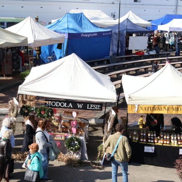 Kiermasz Wielkanocny - stoiska 