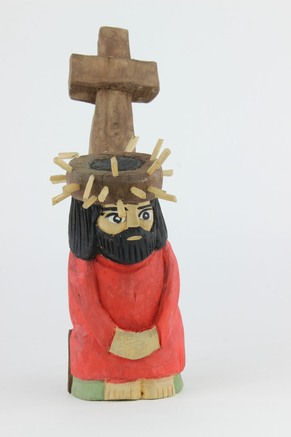 Postać Chrystusa pod krzyżem - rzeźba